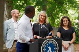 Stoney, advocates outline James River safety measures