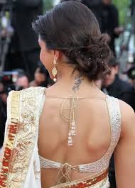 Caterina da cremona leonardo da vinci : Saree Hairstyles 50 Stylish Hairstyles To Try On Sarees