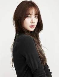 Layering is generally done as beveling and tapering of the edges to remove bulk and keep the hair looking sleek and smooth. Top Asian Hairstyles To Give Yourself A Mane Makeover