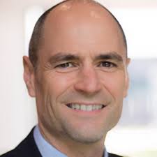 Four benefits of becoming a specialist L&D consultant... I wish I had known  sooner. I worked as a generalist for most of the 13 years being  self-employed. I dabbled in everything from