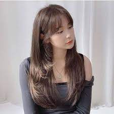Model gaya potongan rambut layer panjang berponi bob. Variasi Gaya Rambut Layer Panjang Wanita Agar Wajah Tidak Terlihat Tua Womantalk Com Line Today