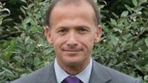 Love rat dad-of-14 conned women