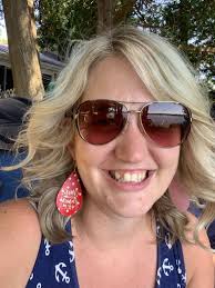 Earrings with red coats and silver beaks