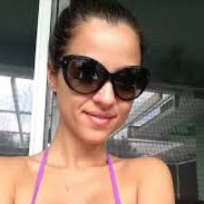 Mindy Morelli's Instagram, Twitter & Facebook