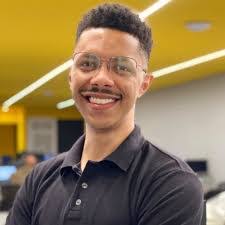 Arthur Martz's Instagram, Twitter & Facebook