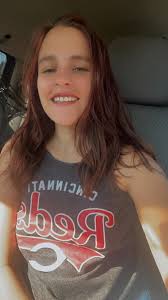 need new fort friends yuh i'm 21 & live in los angeles. himmie uppp 🗡️