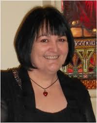 Isabelle Rowan's Instagram, Twitter & Facebook