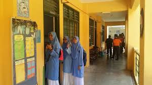 Maybe you would like to learn more about one of these? Sm Sains Sultan Iskandar Mersing Lawatan Penanda Aras Asrama Oleh Sm Sains Sultan Haji Ahmad Shah