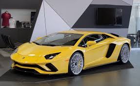 You can read detailed specifications for your model of huracan 2017, customer reviews. How Much Does It Cost To Insure A Lamborghini Autoguide Com News