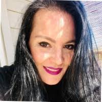 Jennifer Font's Instagram, Twitter & Facebook