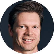 Joshua Thurlow's Instagram, Twitter & Facebook