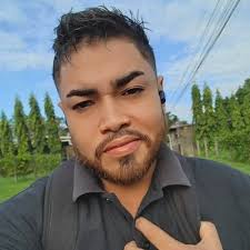 Ellis Castillo (@elliscastillo)