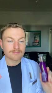 This brilliant duo helps to smooth, plump and hydrate the skin Clinique  Smart Clinical Repair Wrinkle Correcting Serum- with hyaluronic acid and  retinoid. NEW Clinique Smart Clinical Repair Wrinkle ...