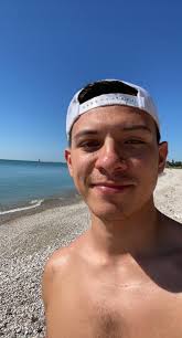 I've been so homesick lately that I've physically felt sick at times. I'm  thankful for the little things like beaches practically in my back yard  that remind me of home and give