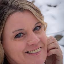 UPDATE: The fire was extinguished within 45 minutes after starting. It's  not yet known if those responsible for the fire have been caught and/or  cited. A fire broke out shortly after 11