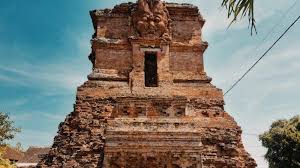 Restaurantes cerca de anjuk ladang museum: Ini Rute Perjalanan Menuju Situs Candi Ngetos Jika Gunakan Moda Transportasi Umum Tribunjatim Wiki