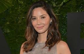 Poll: Does fashion 'policing' objectify women?