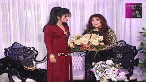 حلا من زمان أنا شفتها لما اتنقبت ولما فكت ولما اتحجبت، حسيت إن في حاجة غلط. وتعليقا على البوست الذي كتبته حلا شيحة عن الفيلم، قالت صابرين: Ø§Ù„ÙÙ†Ø§Ù†Ø© ØµØ§Ø¨Ø±ÙŠÙ† ÙÙŠ Ù„Ù‚Ø§Ø¡ Ù†Ø§Ø¯Ø± 1997 ÙÙŠØ¯ÙŠÙˆ Dailymotion