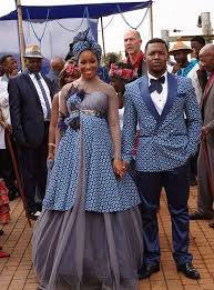 It has also come to be known as a representation of things traditional african, infact, just a little patch of shweshwe added to a product could redefine that commodity as afrocentric. Top 2019 Stunning Shweshwe Dresses African Wedding Dresses Hairstyles 2u