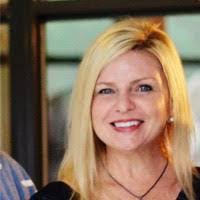 Wendy Wellman's Instagram, Twitter & Facebook