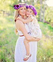 25 Easter Recipes Crafts Ideas Coupons Com Mother Daughter Photography Mother Daughter Photoshoot Mother Daughter Maternity