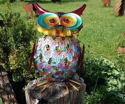 Gartendeko Aus Glas Und Metall Mit Motiv Tiere Und Figuren In 2020 Figur Tiere Garten Deko