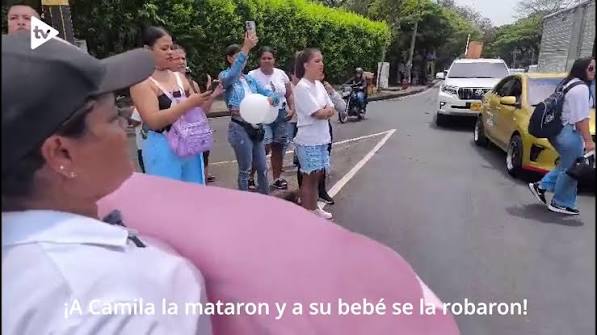 🗣️ "Tuve esperanzas cuando me dijeron que la bebé no estaba en el vientre de mi hija", Alba Rubí Gómez, madre de María Camila Potosí, asesinada al parecer para extraerle del vientre una bebé de ocho ...