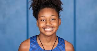 Leah Diehl's Instagram, Twitter & Facebook