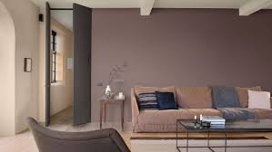 Mélangez audacieusement les styles, voire pourquoi pas ?! Comment Peindre Un Salon Peintures De Couleurs Pour Les Interieurs Et Les Exterieurs Idees Deco Dulux Valentine