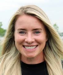 Miranda Worthington's Instagram, Twitter & Facebook