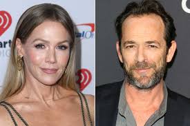Jennie Garth Says Luke Perry Is 'Always' with 90210 Cast