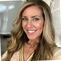 Gina Lutz's Instagram, Twitter & Facebook