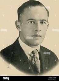 Brandon Roundy's Instagram, Twitter & Facebook