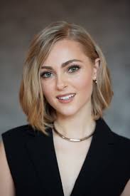 Annasophia Robb 8 De Diciembre De 1993 Denver Colorado Estados Unido In 2020 Short Hair Styles For Round Faces Short Hair Styles Hairstyles For Round Faces