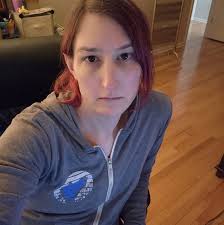 Why is Drake Hill Flower Bridge in Simsbury, Connecticut shown as closed?