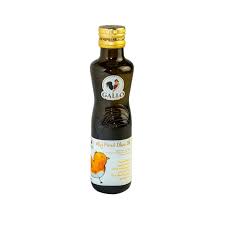 Refined olive oil adalah minyak zaitun yang diberi perlakuan kimiawi untuk memperbaiki kualitasnya yang kurang bagus. Manfaat Dan Rekomendasi Merek Minyak Zaitun Untuk Bayi Orami