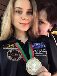 Belarus Open Cup stage 1 Winner 🥇🏆 Thanks to my sponsors: Mezz Cues Kamui  Brand CPBA Cloth Clutch Shott Photo with my best supporter, mum 🥰
