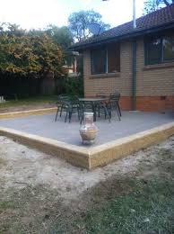 Www Pavingcanberra Com Paved Patio Area Paving Product 400 X 400 X 50mm Concrete Paver Paving Design Stretcher Bon Diy Porch Raised Patio Cool House Designs