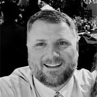 Tobi Collins's Instagram, Twitter & Facebook