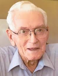 Leland Hale's Instagram, Twitter & Facebook