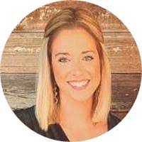 Sarah Briscoe's Instagram, Twitter & Facebook