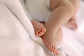 Bayi 9 bulan maut dalam kereta. Bayi Maut Dilanggar Kereta Semasa Di Rumah Pengasuh Semasa Mstar