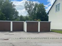 Die symbiose aus einem restaurationsbetrieb mit integriertem und spezialisiertem karosseriebau macht die oldtimer garage memmingen zu einem fast unschlagbar spezialisierten fachbetrieb, wenn es um hochwertige. Kempten 27 Garagen In Kempten Mitula Immobilien