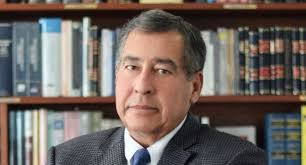 Jurista Aníbal Quiroga: Fiscales y jueces por encima de la Constitución