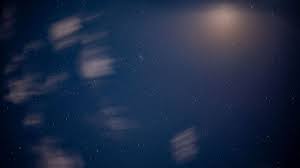 Lichterkette am himmel sorgt für aufregung. Starlink Satelliten Ufo Alarm Mysteriose Lichterkette Fliegt Uber Himmel News De