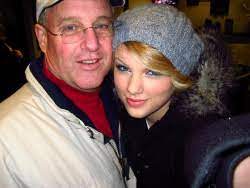 Scott kingsley swift is seen in tribeca on august 4, 2017 in new york city. Did Taylor Swift S Dad Buy Her Career Saving Country Music
