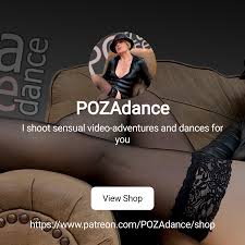 Pozadance nude slow body roll