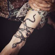Pin On Girls Tattoos