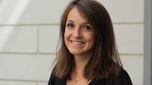 Sarah Helbig's Instagram, Twitter & Facebook