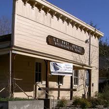 Occidental On The Bohemian Highway Boasts An Old Fashioned Looking Post Office Occidental Places In California Occidental California